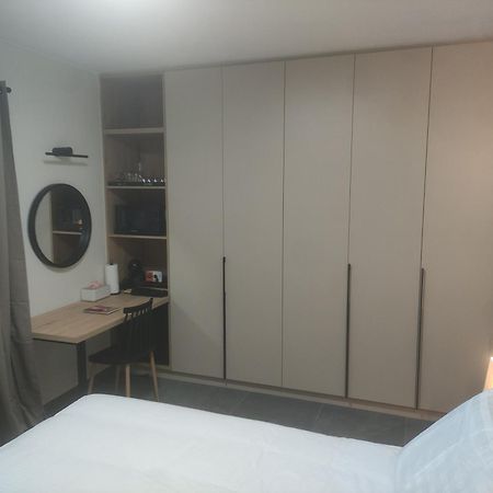 Iqoqo Hotels - Luxury Suites Ioannina Buitenkant foto