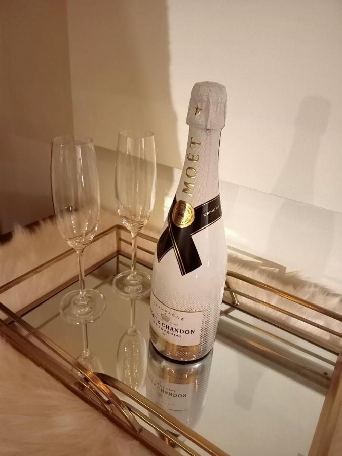 Iqoqo Hotels - Luxury Suites Ioannina Buitenkant foto